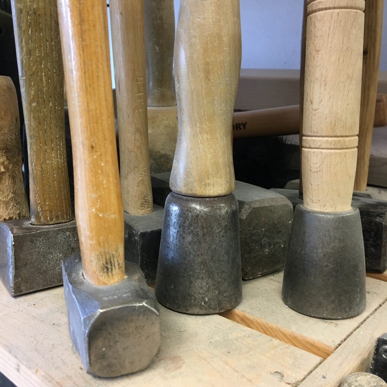 Materiaal beeldhouwcursus steen